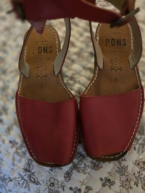 PONS Red Leather Avarca Sandals